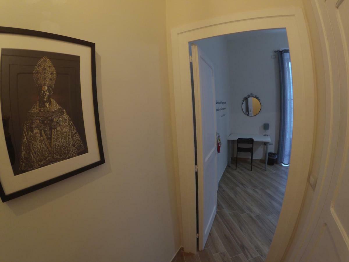 Guesthouse Marcanto - Duomo Νάπολη Εξωτερικό φωτογραφία